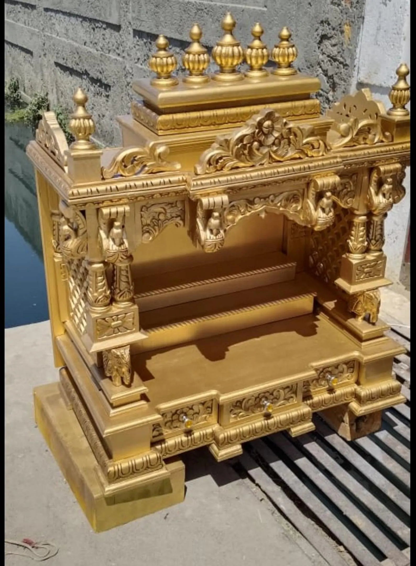 Home temple Handmade Customizable tariff free shipping solid teakwood hand carved unique Large Wooden Mandir All Handcrafted Carving