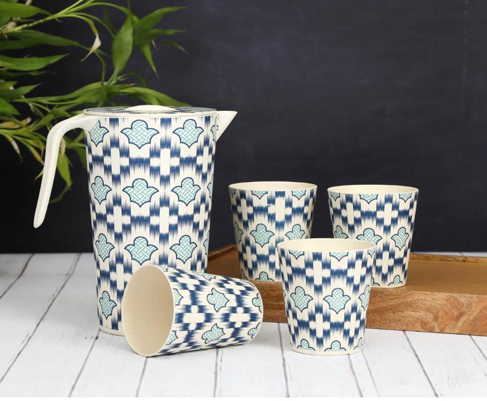 Organized Ovule Bamboo Jug Set