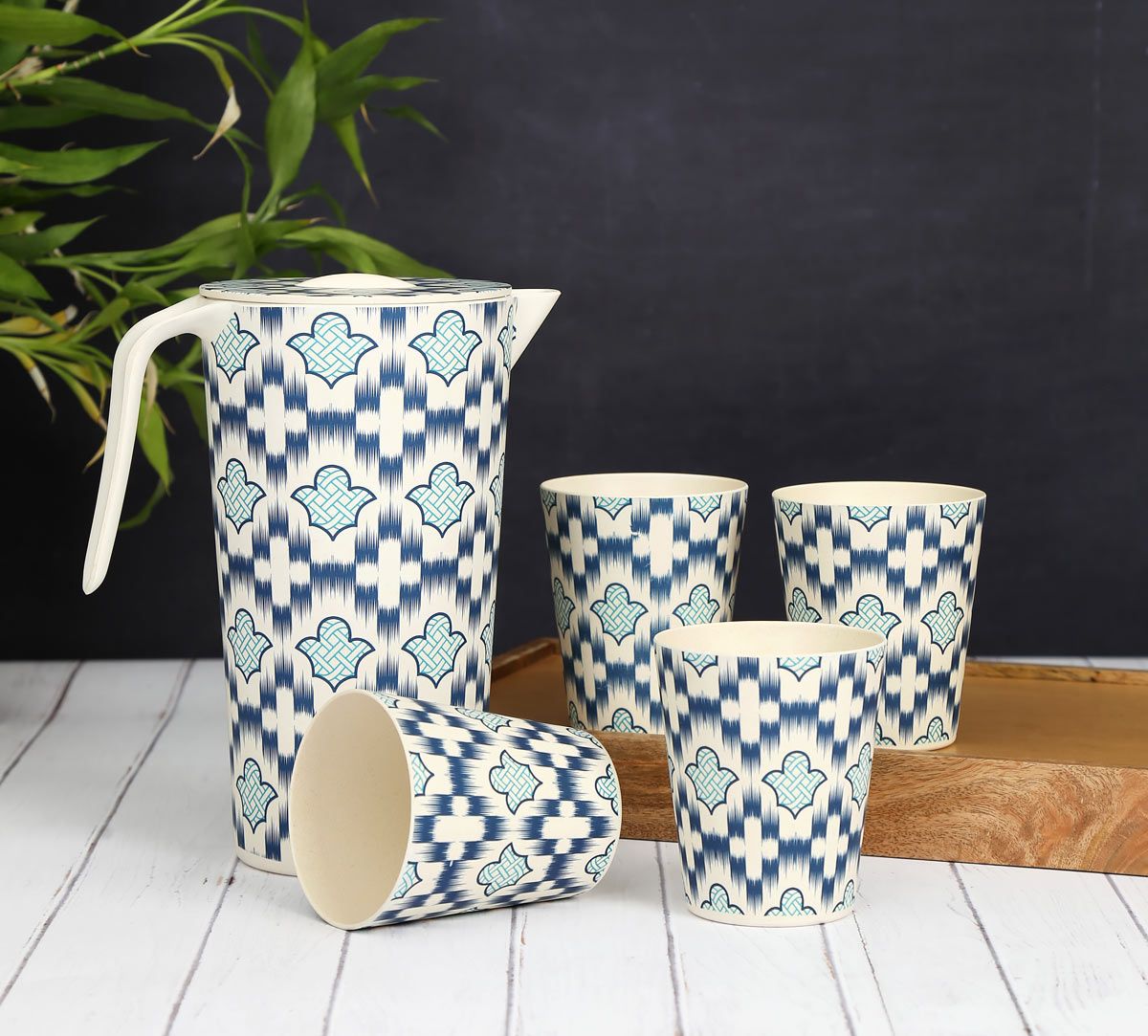 Organised Ovule Bamboo Jug Set